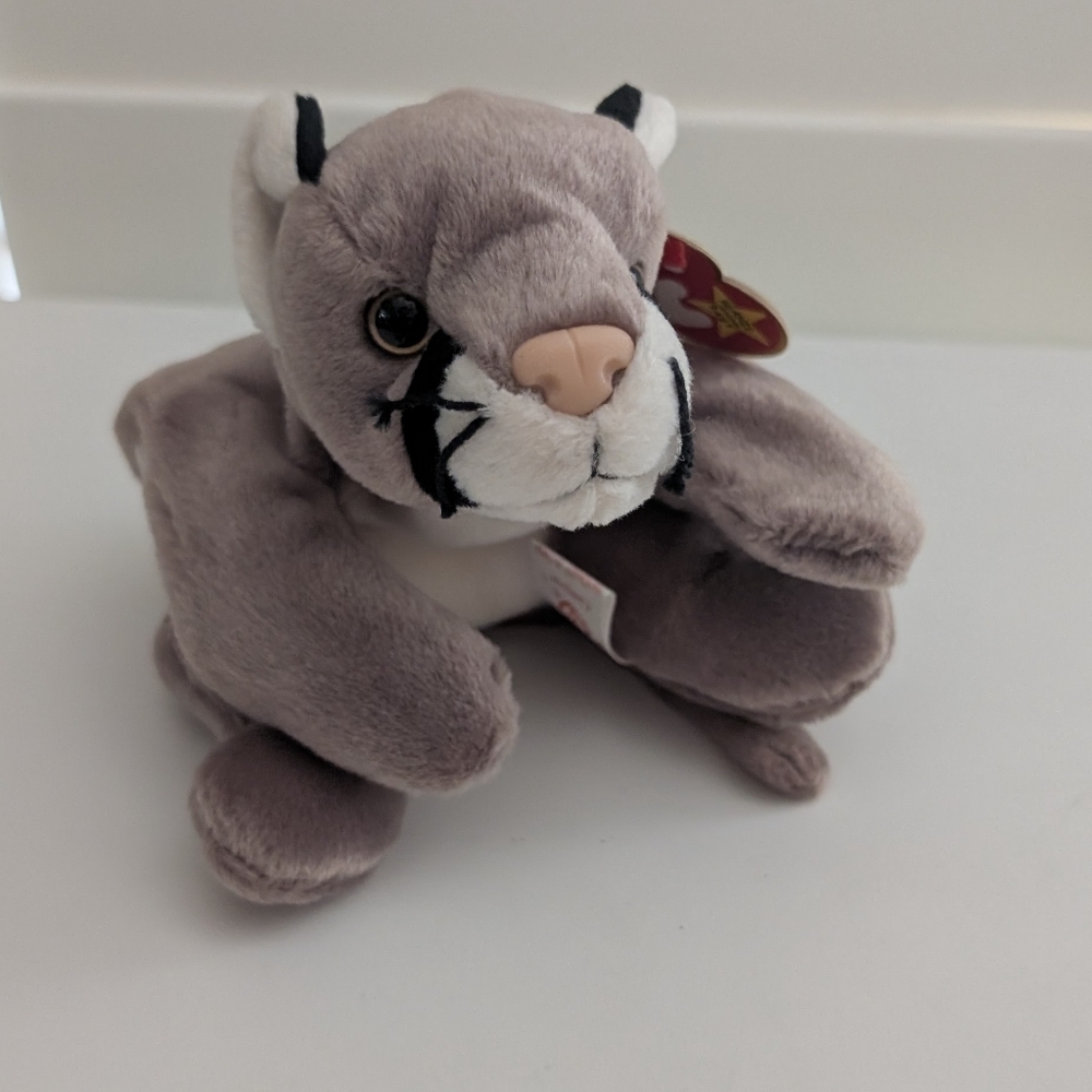 Ty Canyon The Mountain Lion Retired Beanie Baby